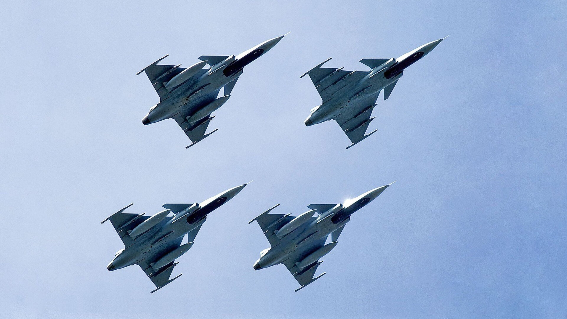 伤病潮冲击西甲，球队调整阵容应对，西甲各队阵容