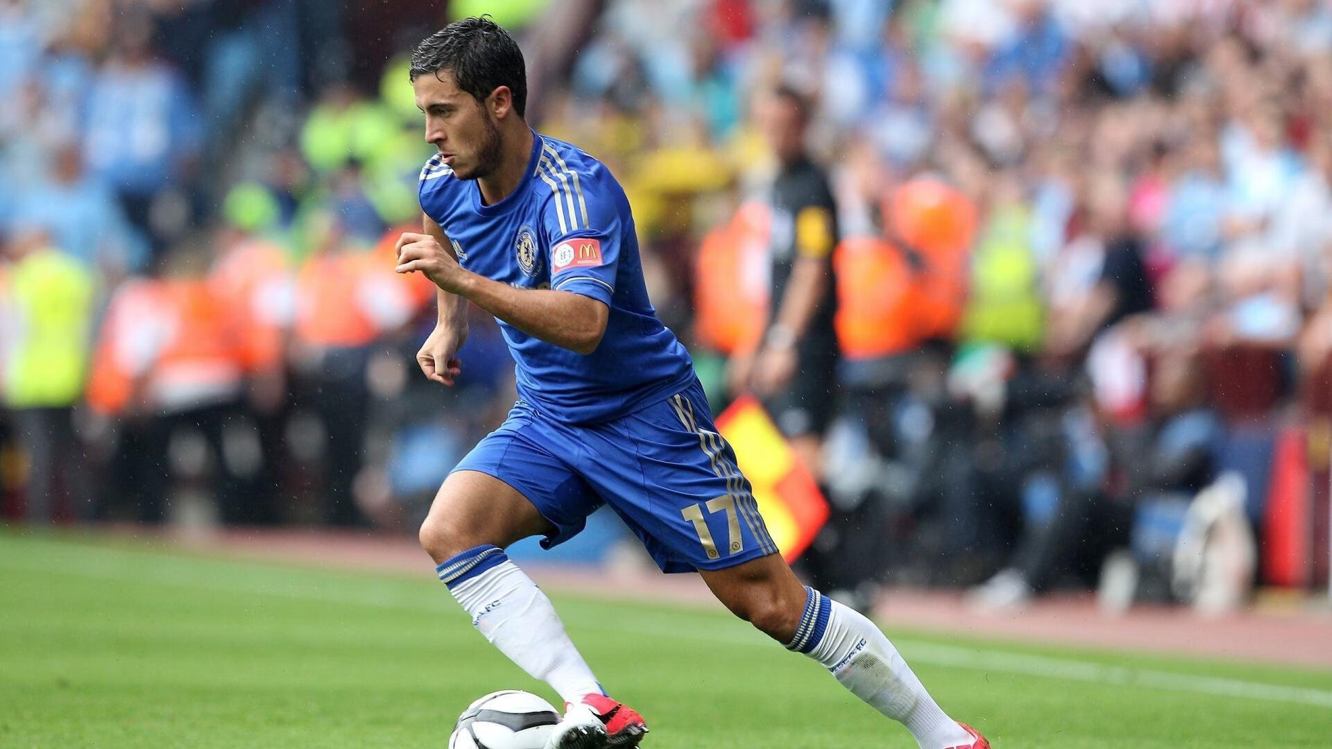 贝尔哈德·福特：极具战术眼光与执行力，成为全黑队战术部署的关键球员